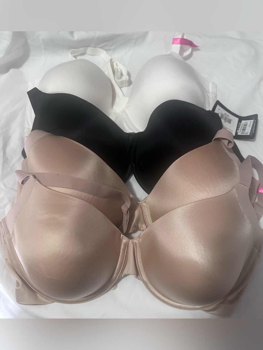 Maidenform Bras Bundle in White, Black & Nude